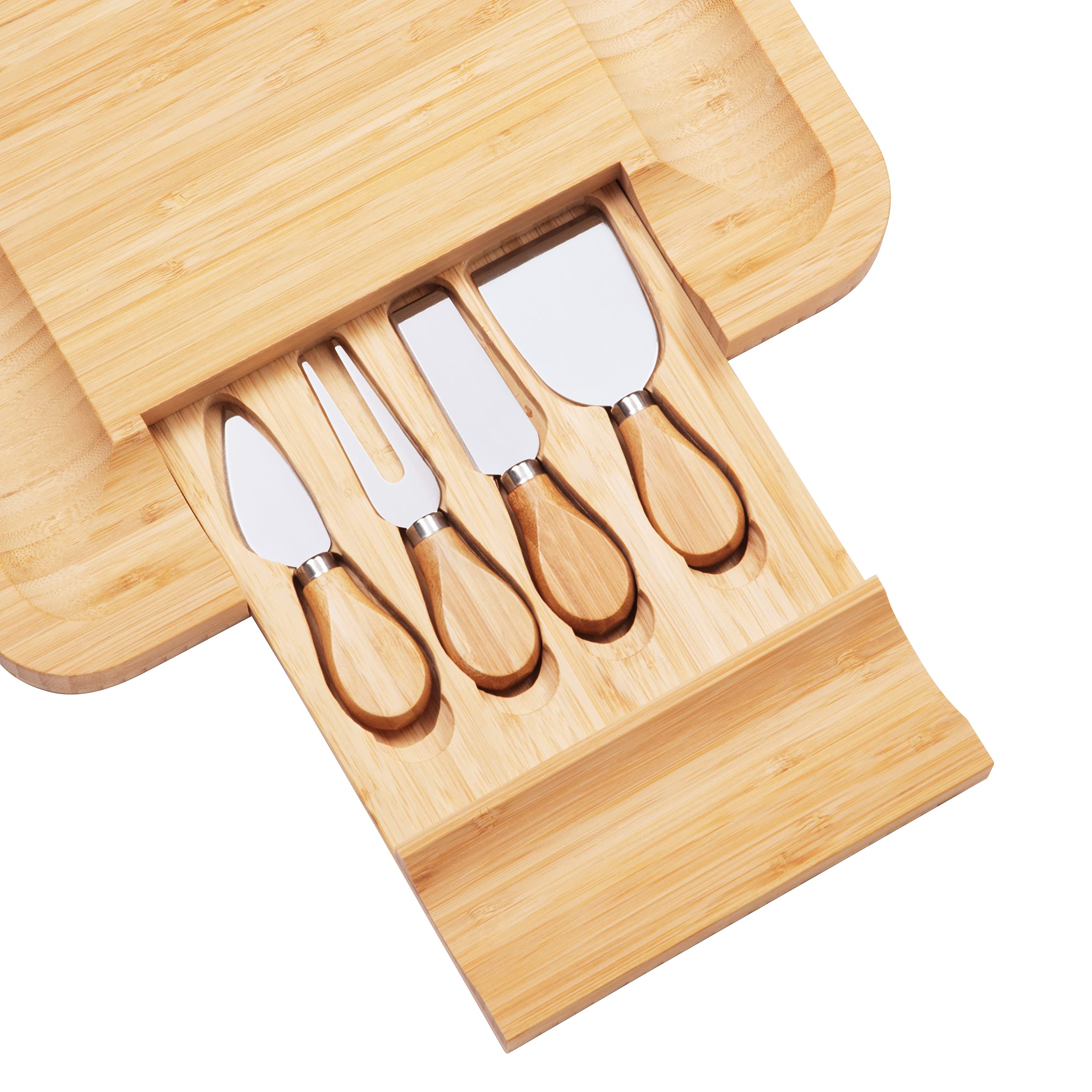 Dynamic Gear Durable Bamboo Board combines longevity with elegant kitchen aesthetics.