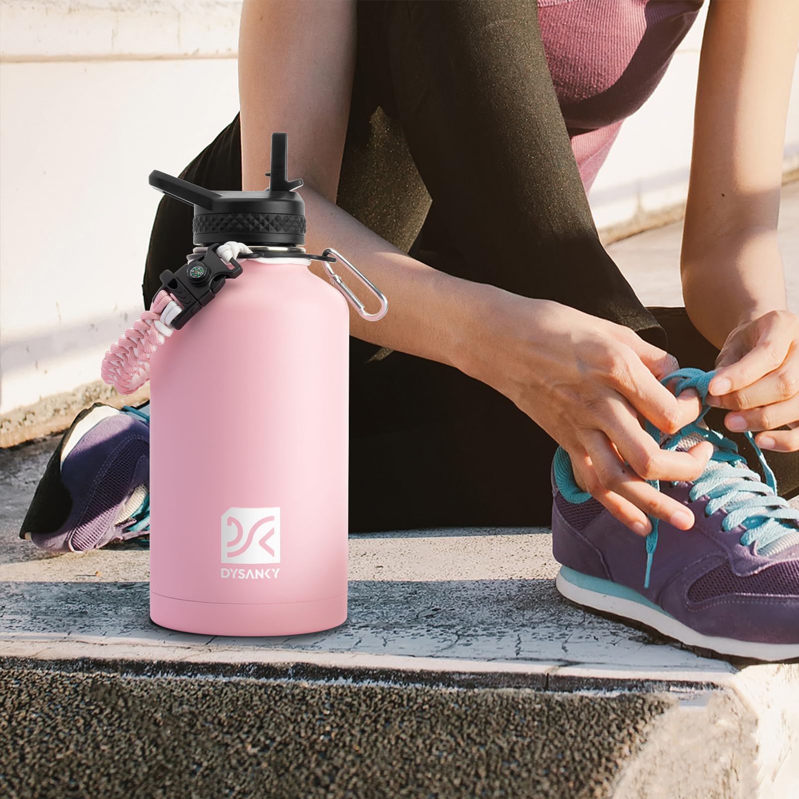 DYSANKY includes straw and brushes for easy cleaning after workouts