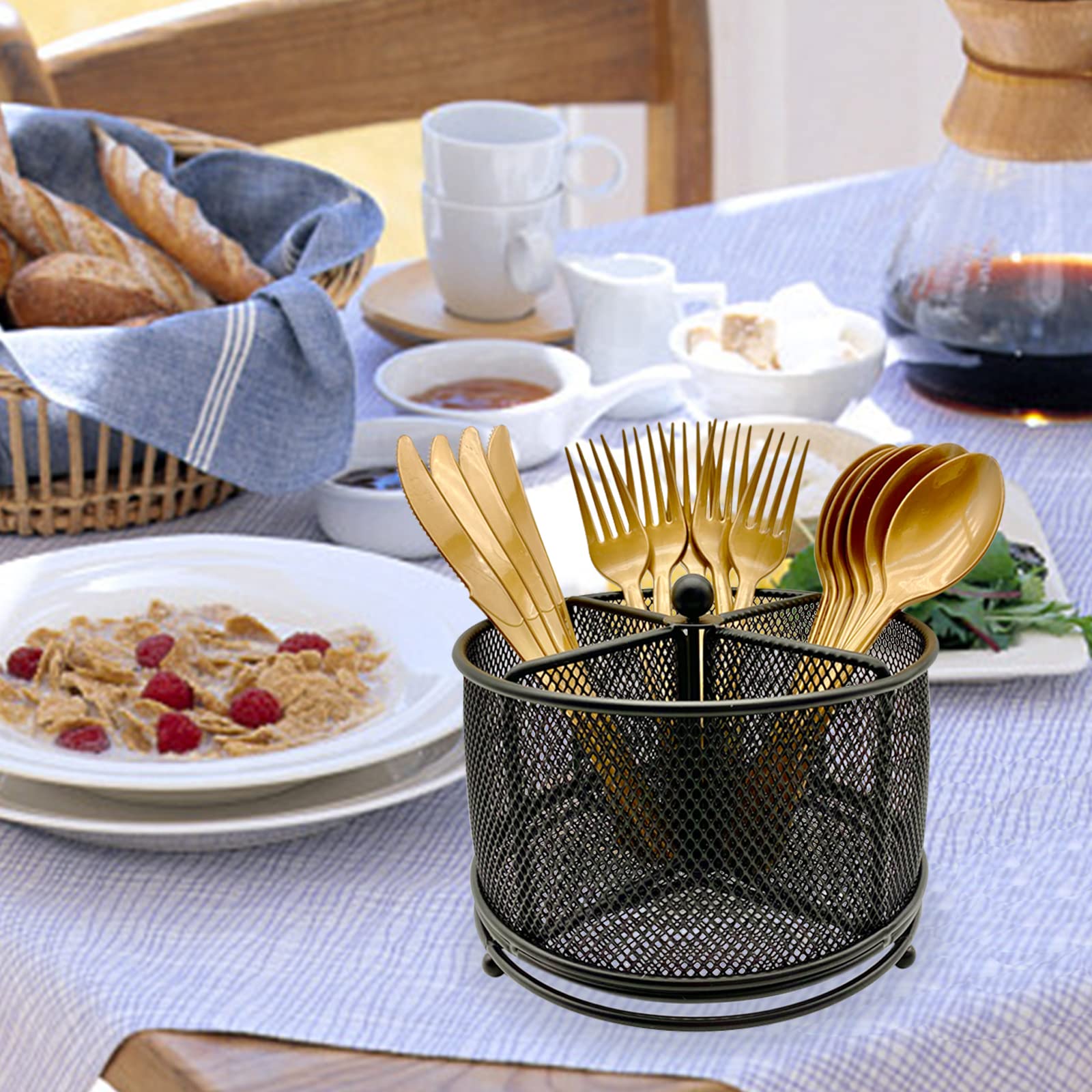 DysanVica weighted base prevents tipping during use at parties and picnics.