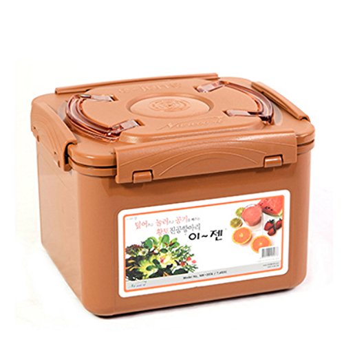 e-jen Premium Kimchi Container inner vacuum lid close-up showing air-tight seal for fermentation