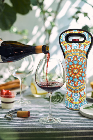 Eacolle collapsible travel wine bag folds flat for compact storage.