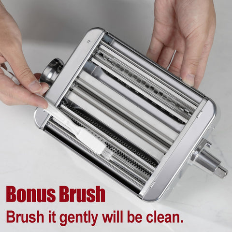 Eascandy fettuccine cutter close-up, clean cuts for weeknight pasta.