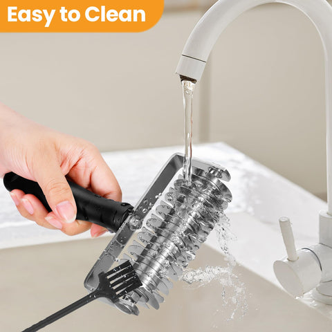 Ecavria lattice roller with cleaning brush, easy rinse after use.