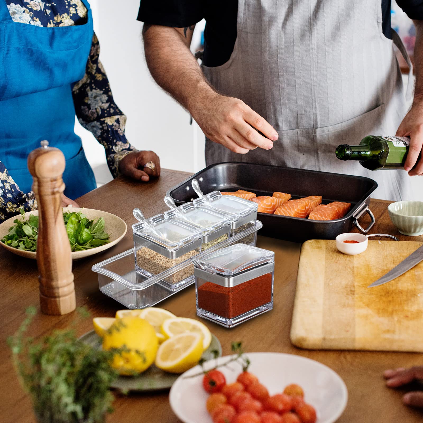 Eccliy clear condiment container ideal for kitchen use and storage