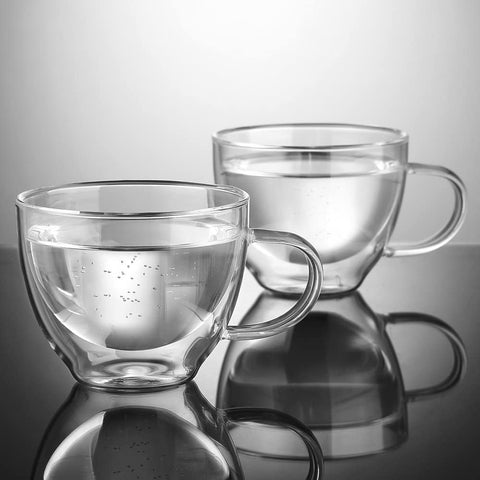 ecooe floating illusion mug showcases elegant transparency during serving.