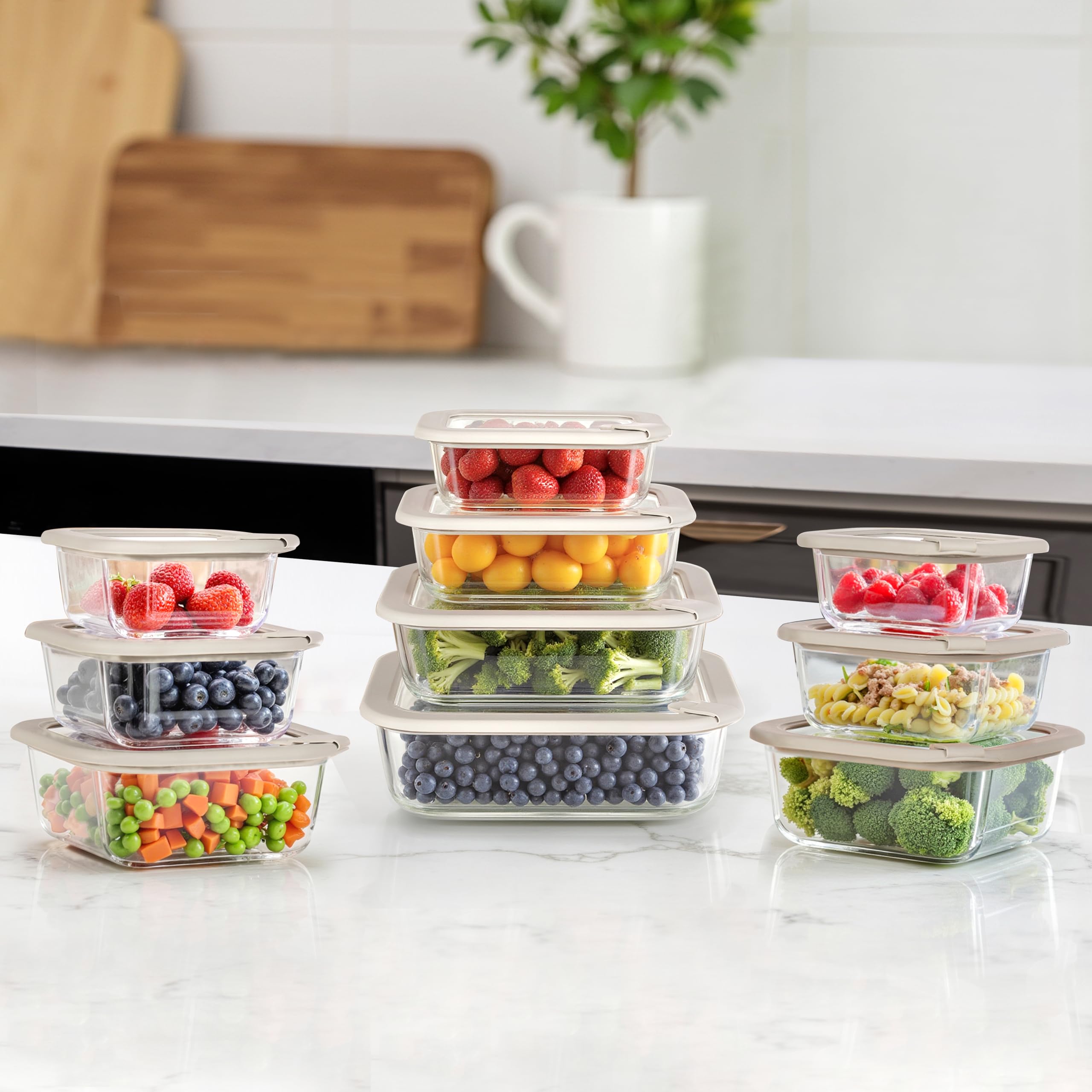 EcoEvo airtight silicone seal prevents leaks during transport.