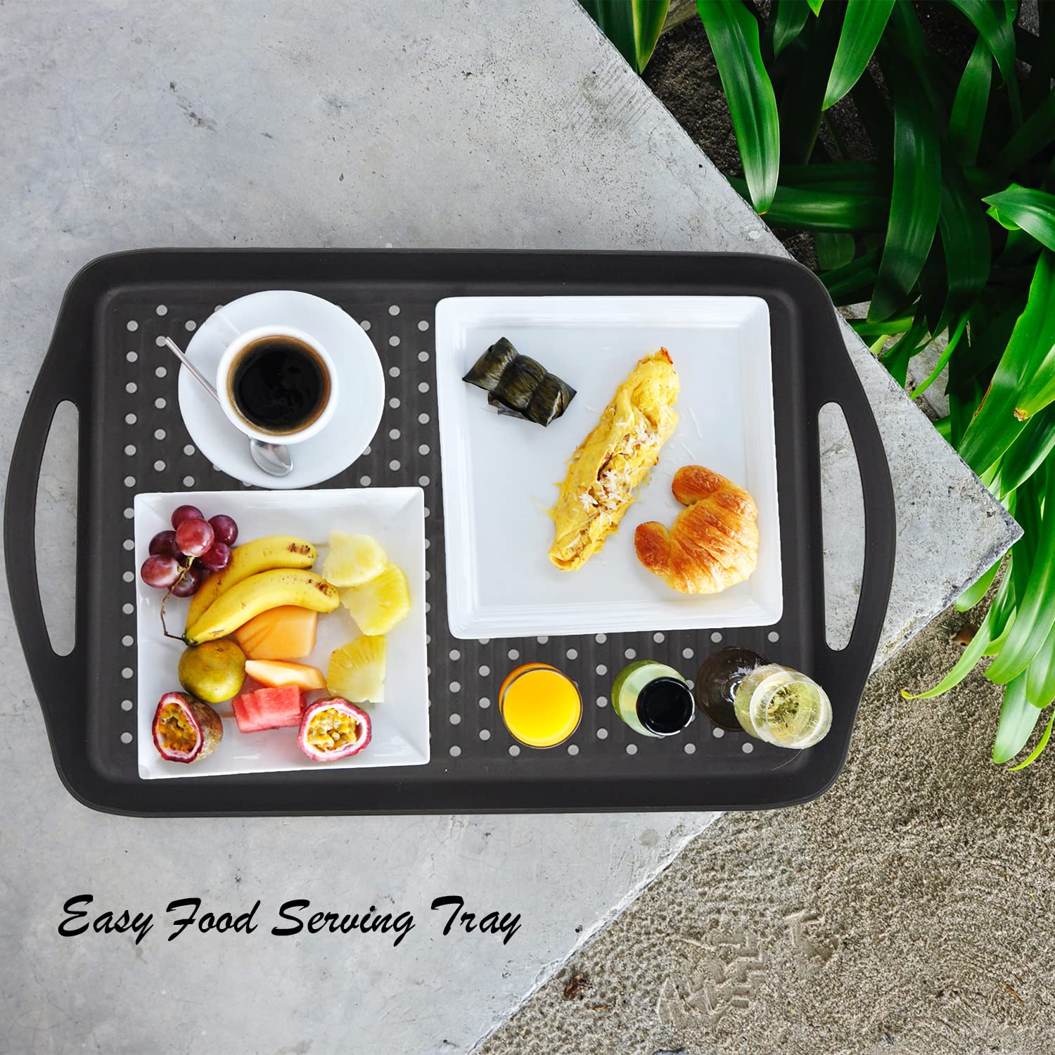 ECOIOU stackable design saves space when storing multiple trays.