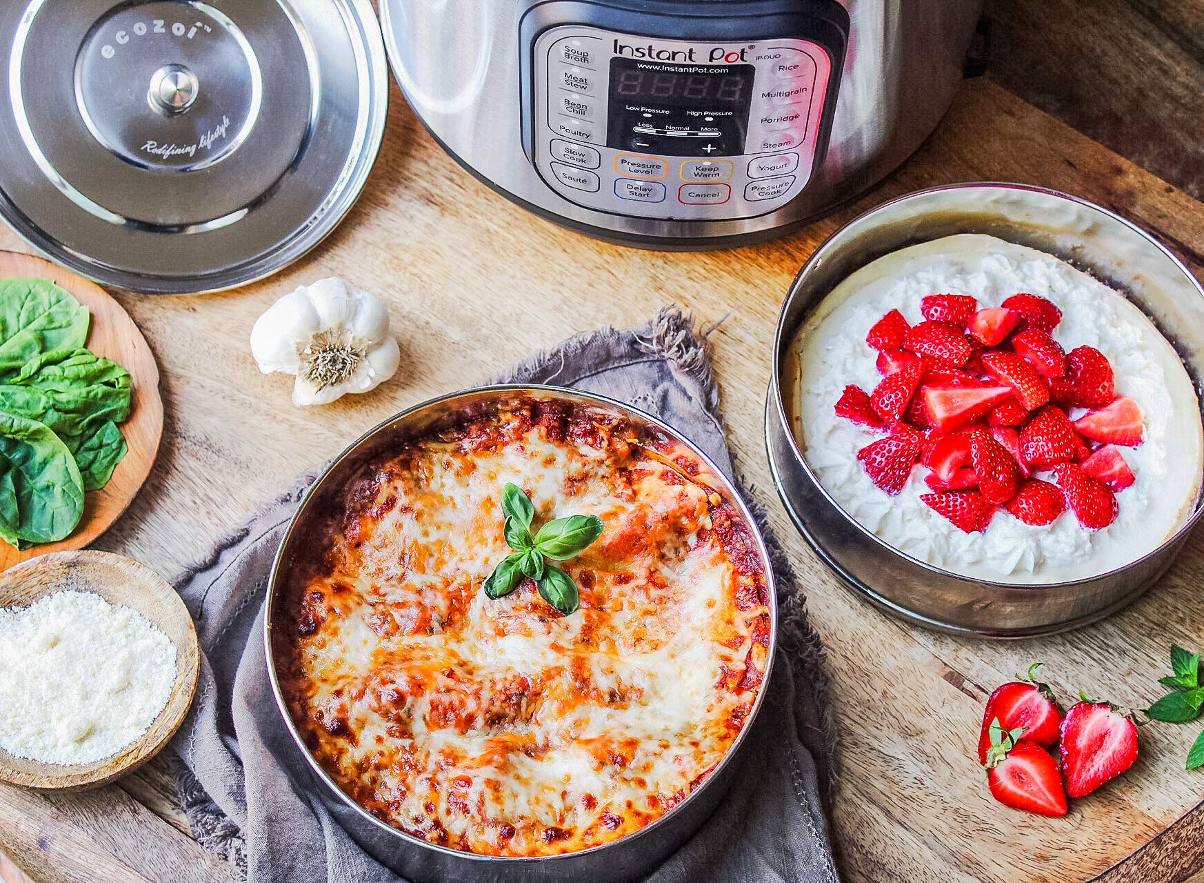 ecozoi interchangeable steamer lids enable multi-function cooking.