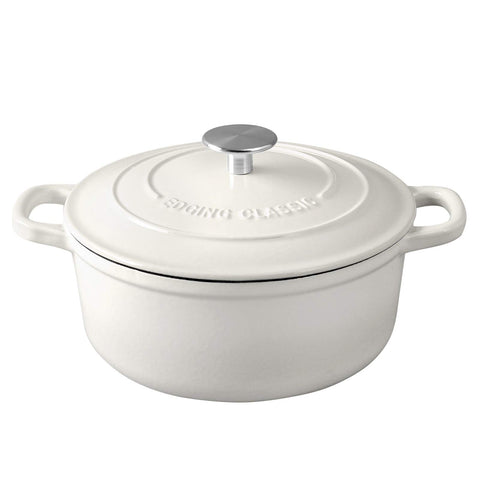 Edging Casting 7qt Dutch oven with white lid on, showing even heat distribution for breads