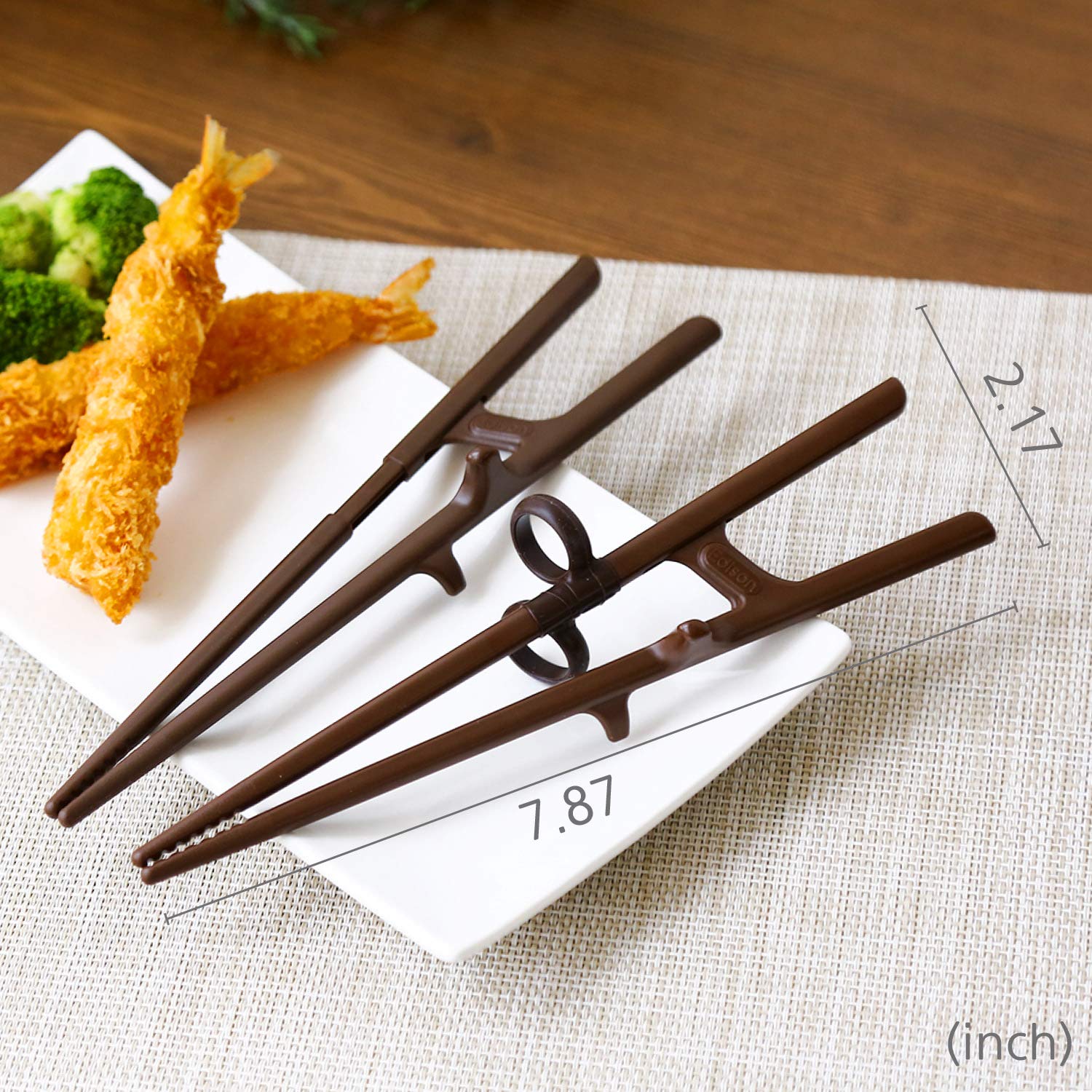 Edison Friends chopsticks let you enjoy ramen with guided practice