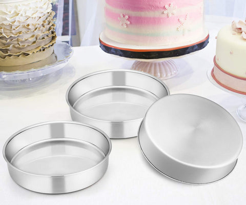 E-far cake pan straight-sided design helps with even browning.