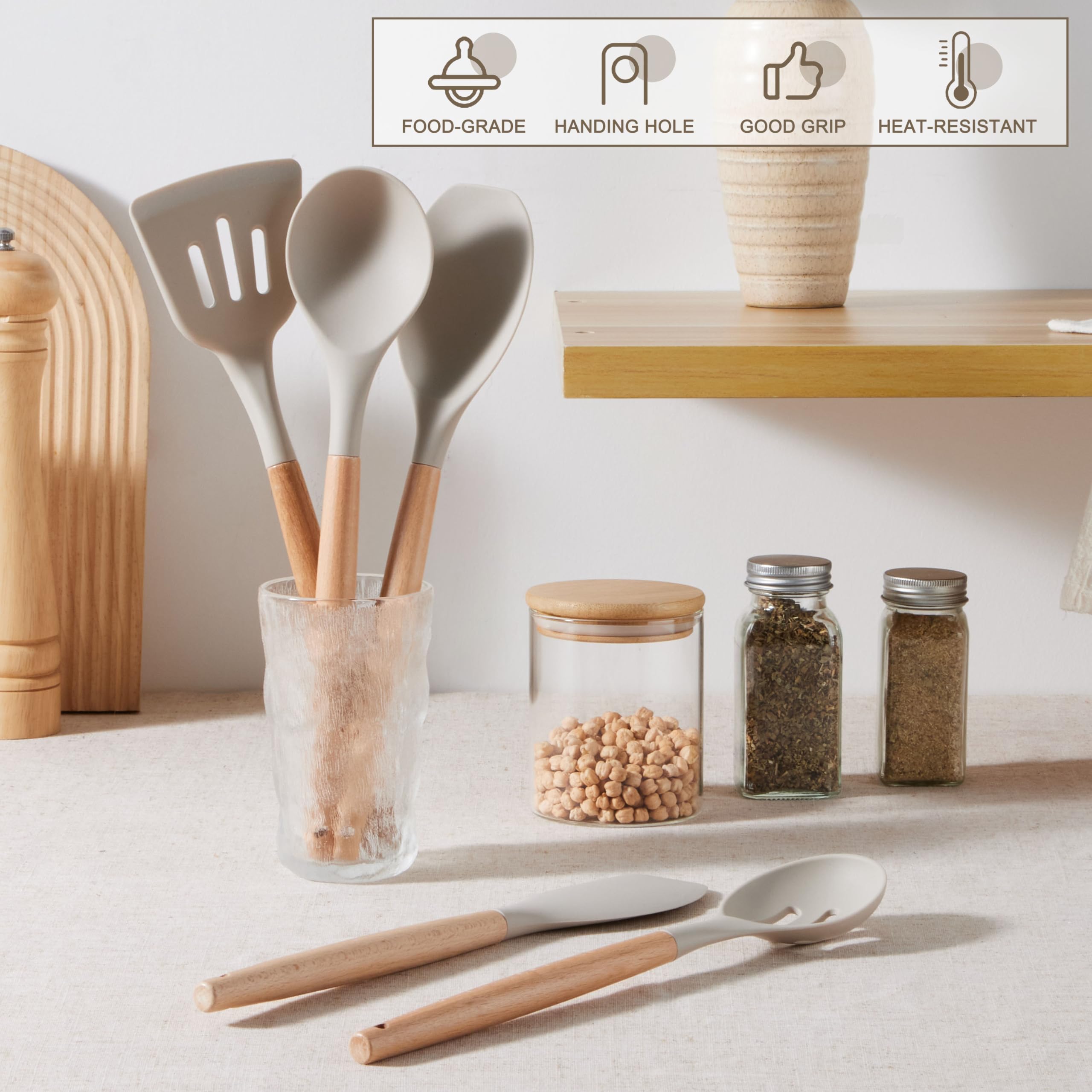 efar slotted spoon for draining sauces or pasta efficiently.