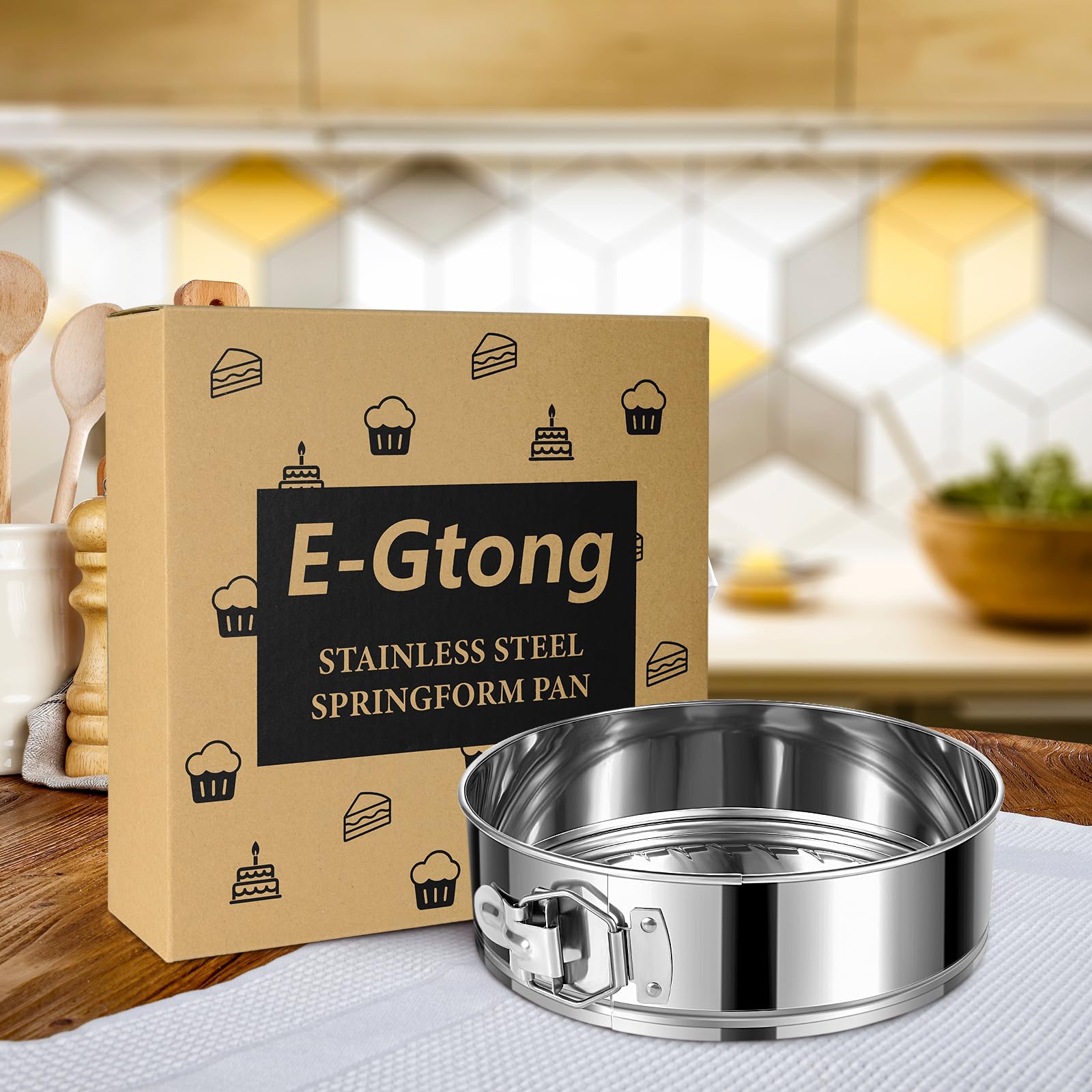 E-Gtong even heat distribution delivers consistent textures across the cake.