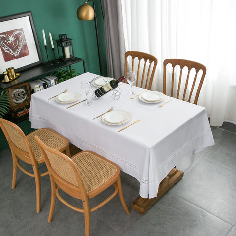 EHouseHome tablecloth demonstrating waterproof and wrinkle-resistant finish with lace