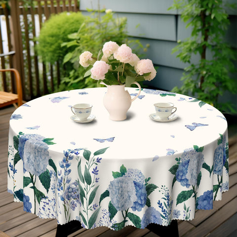Eikione round tablecloth featuring wrinkle-free finish for easy setup