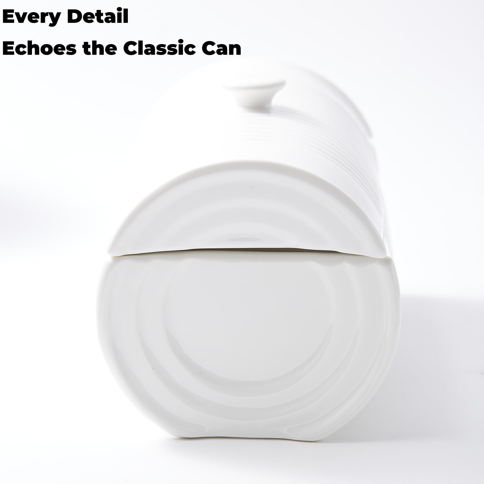 Eiqijci glazed ceramic dish with interior ribs for easy slicing.