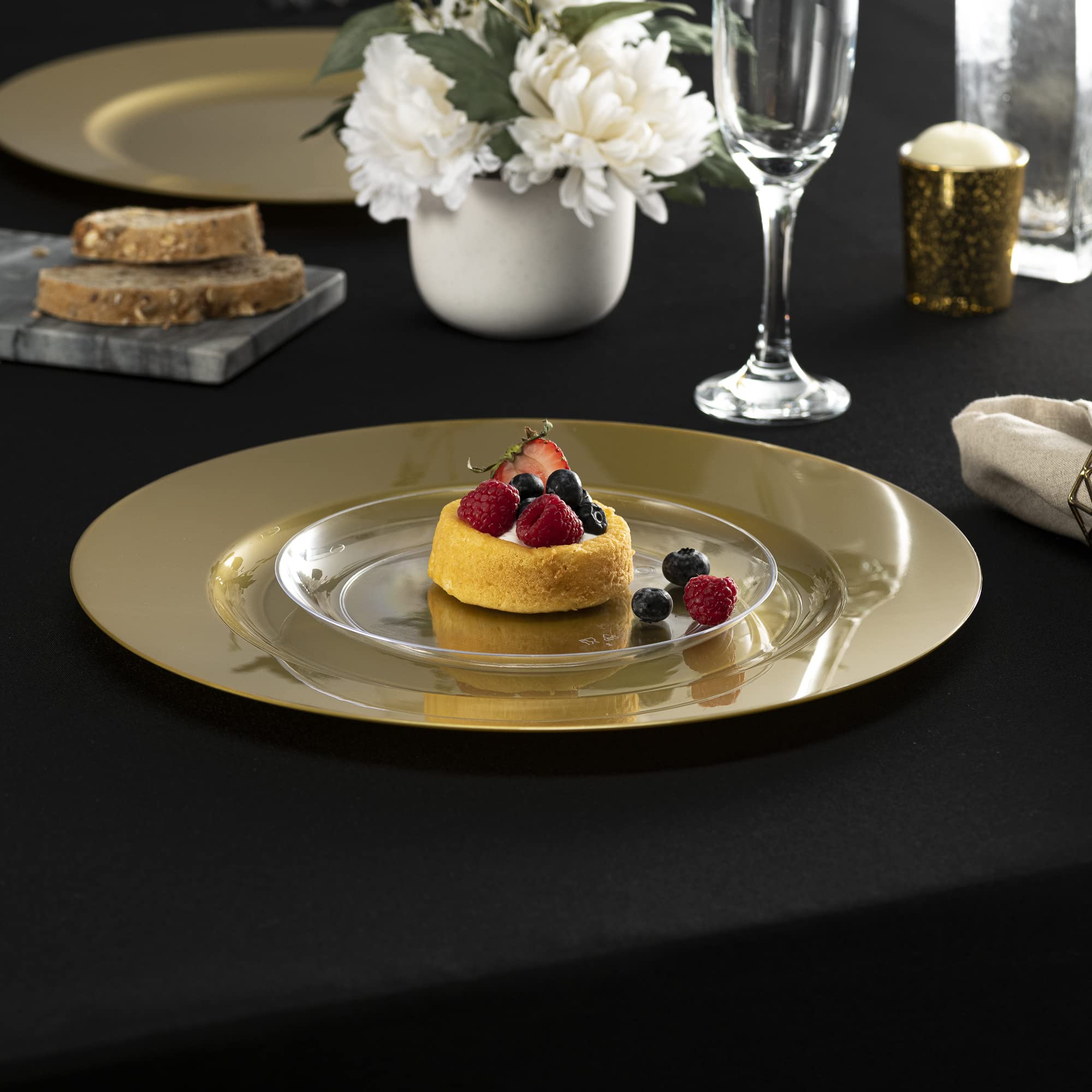 ELEGANT DISPOSABLES gold serving platter image, ideal for buffet-style service and easy cleanup.