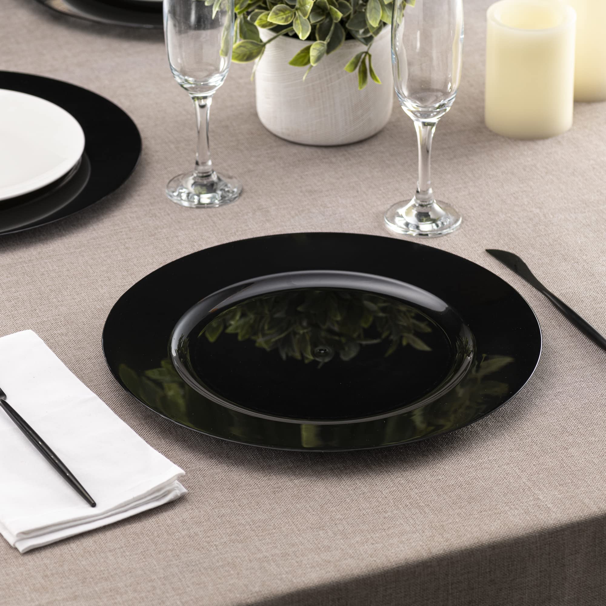 Elegant Disposables large dinner charger 13-inch image showing durable, disposable design.