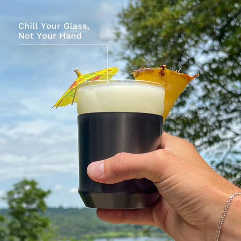 Elevated Craft Hybrid Cocktail Glass rim detail highlights a precise 2 mm edge.