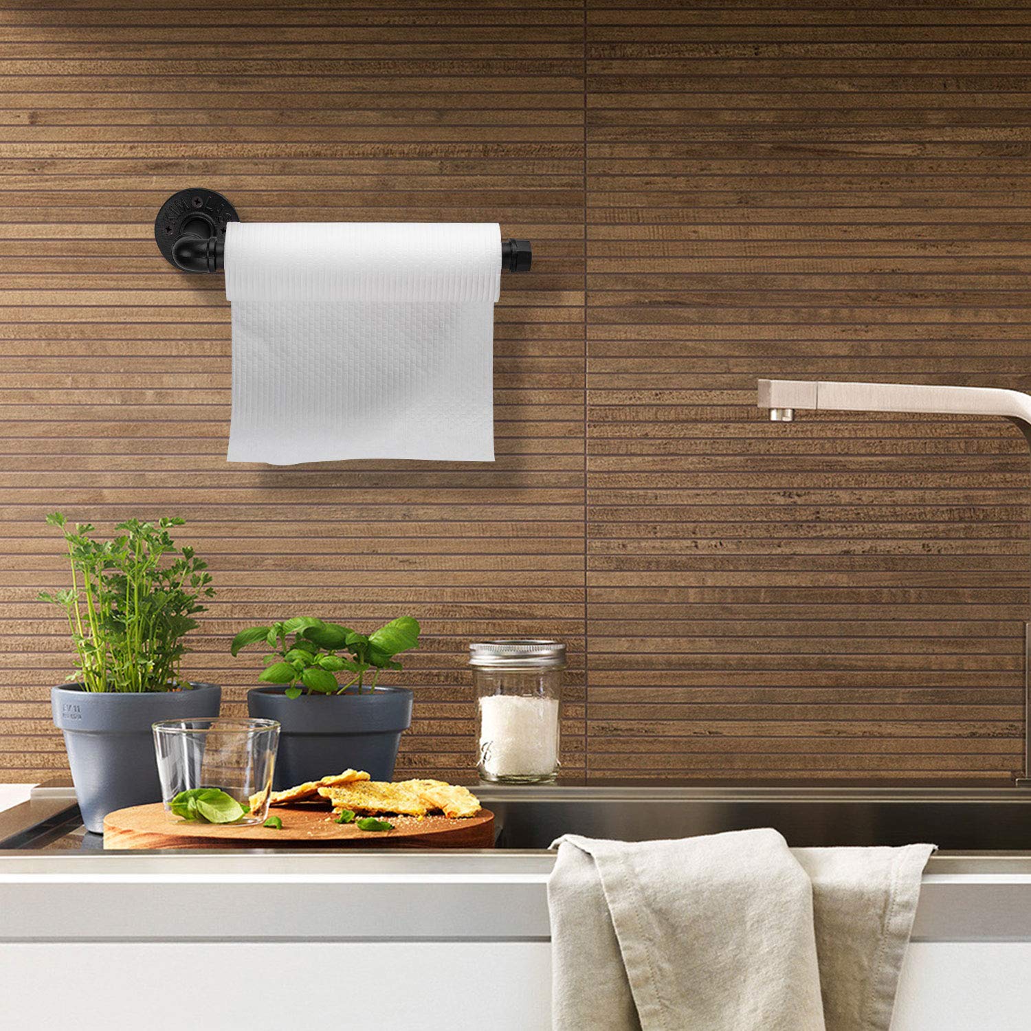 Elibbren vintage-industrial decor for kitchen, adds style and function.