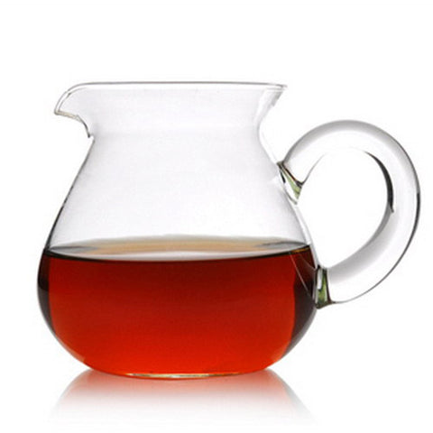 ELITEA borosilicate glass tea pitcher side view showing heat resistance.