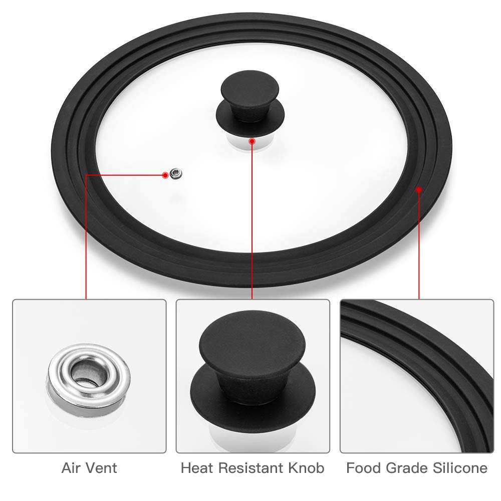 ELKKNOVE universal lid with vent hole demonstrating steam release during cooking.
