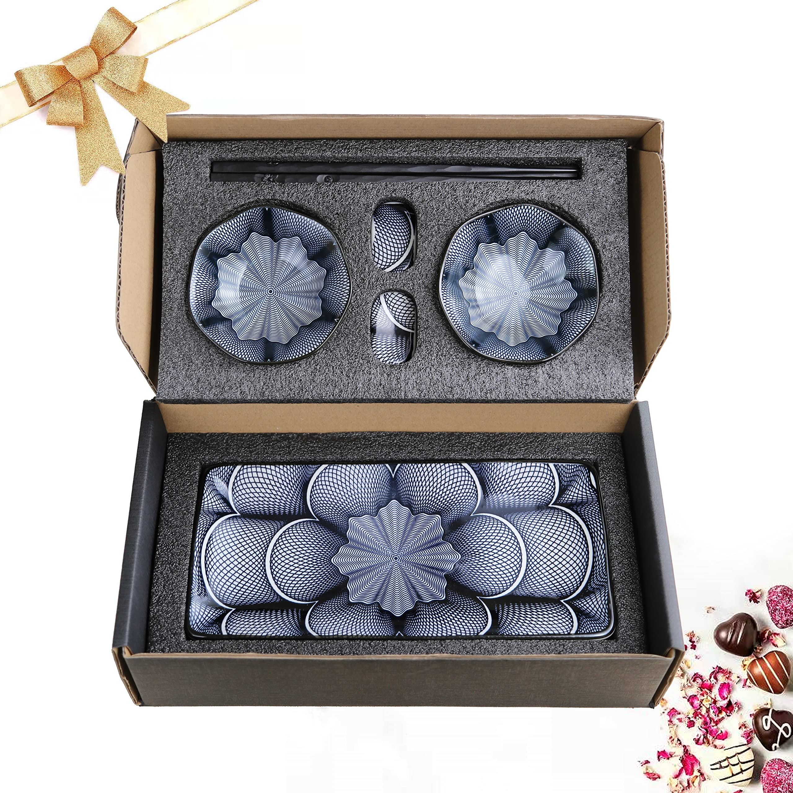 ELUSH table setting with the 8-piece sushi set for stylish meals.