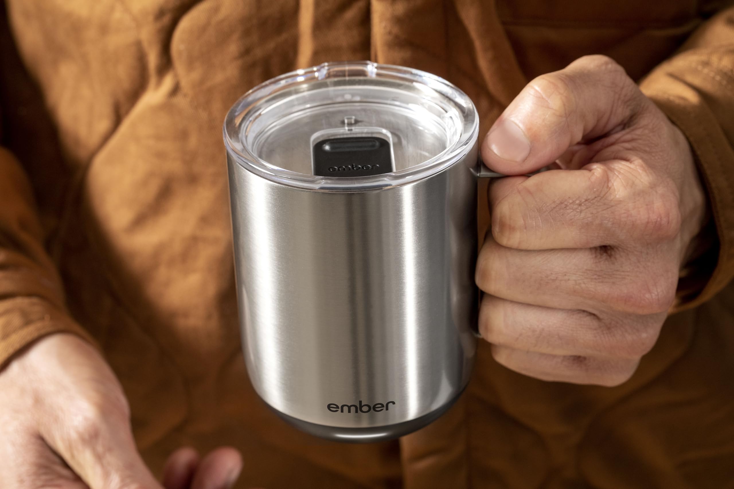 Ember Sliding Lid with easy cleaning and maintenance features.