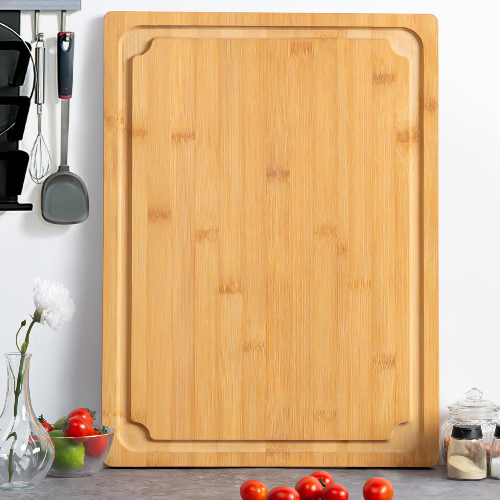 Empune 24-inch cutting board handles generous prep and parties