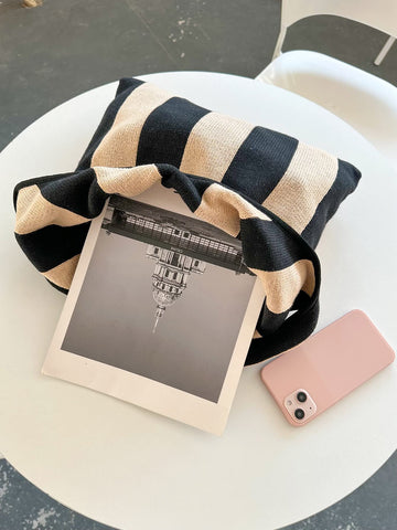 ENBEI foldable lightweight bag, easy to stash.
