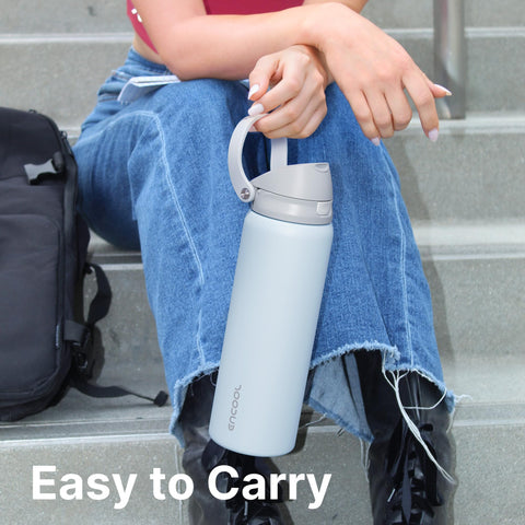 ENCOOL straw-dual-sip bottle enables quick, spill-free hydration.