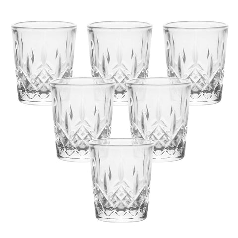 Enindel carved-pattern shot glass with smooth mouth for comfortable drinking.