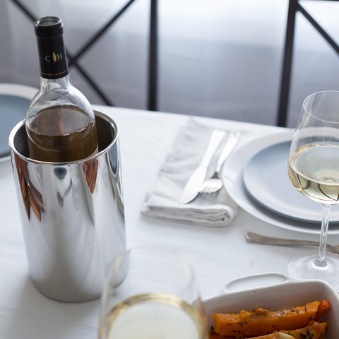 Enoluxe champagne-bucket open-top ideal for quick serving and visual appeal.