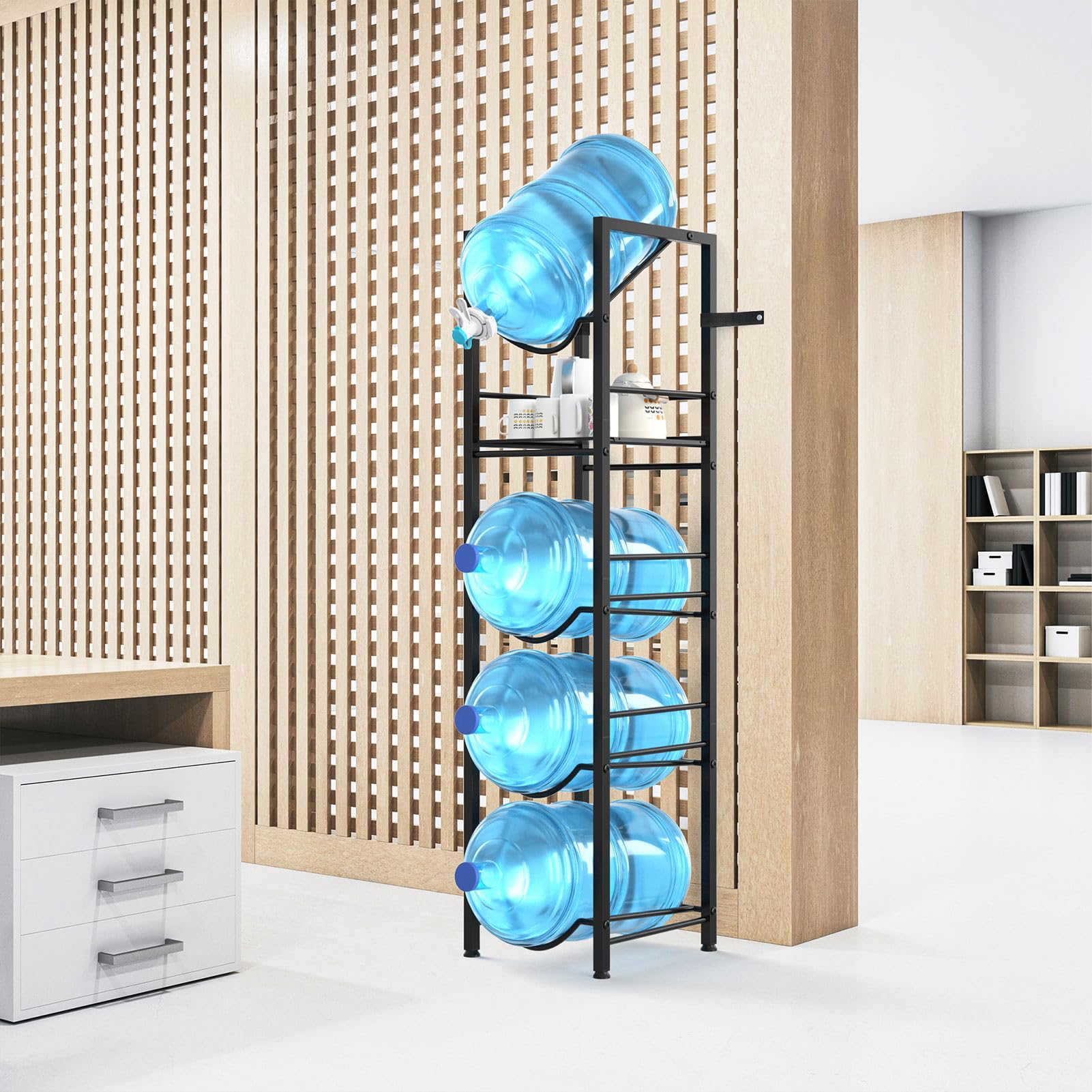 Eocnrhe five-bottle capacity plus robust design enhances everyday usability.