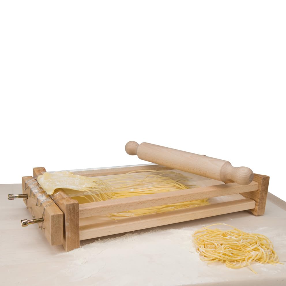 Eppicotispai rolling pin 12.5-inch for even dough and crisp pasta sheets.
