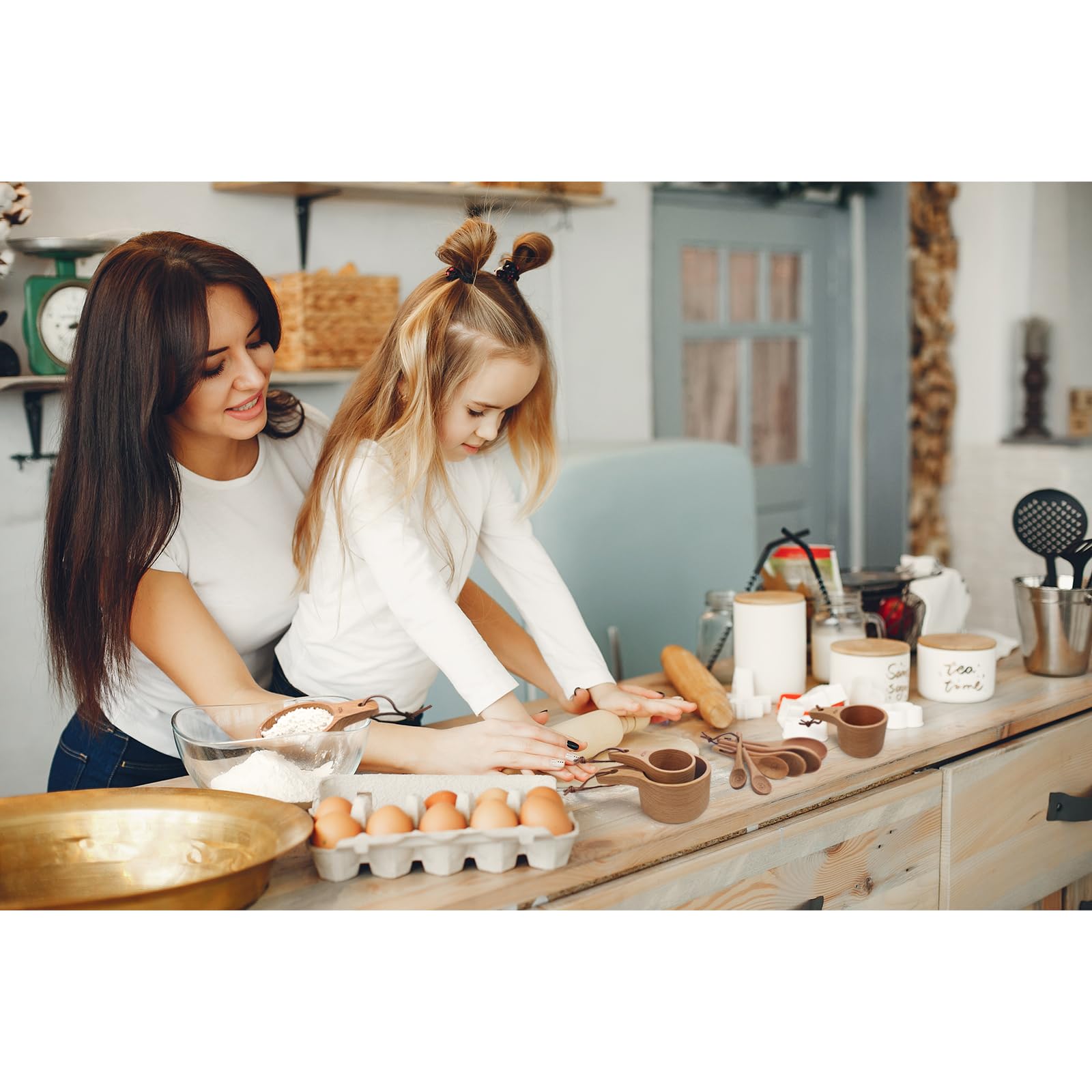 Esie Houzie gift-ready set ideal for home bakers and entertaining