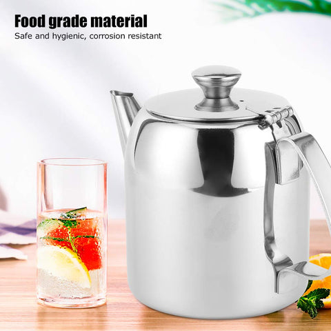 Compact 0.5 liter Belissy teapot fits small kitchens and cafes.