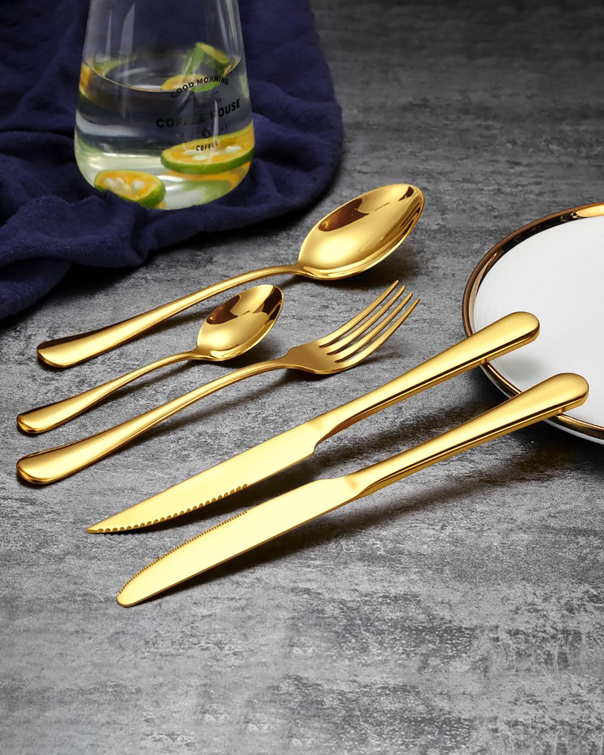 EUIRIO dinner forks in gold elevate everyday meals