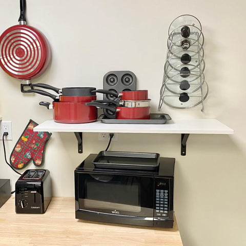 Evelots durable steel construction lid holder for lasting kitchen use