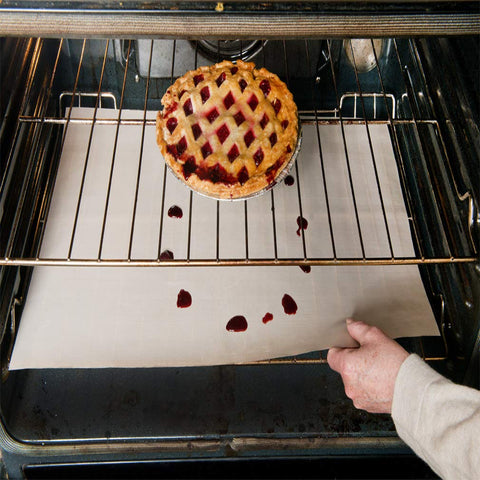 Evelots non-stick fiberglass liner highlighted for quick wipeups.