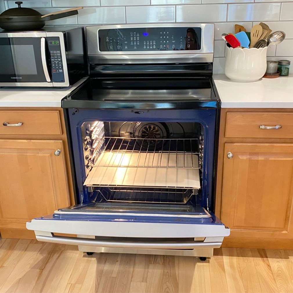 Evelots extra-large liner shown flat, ready to cut to fit.