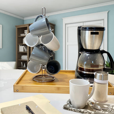 Evelots Vermont-origin mug rack enhances kitchen organization and style