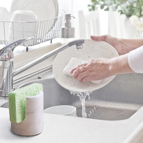 EVERBBKING marble sponge holder provides neat, mess-free drying on the counter.
