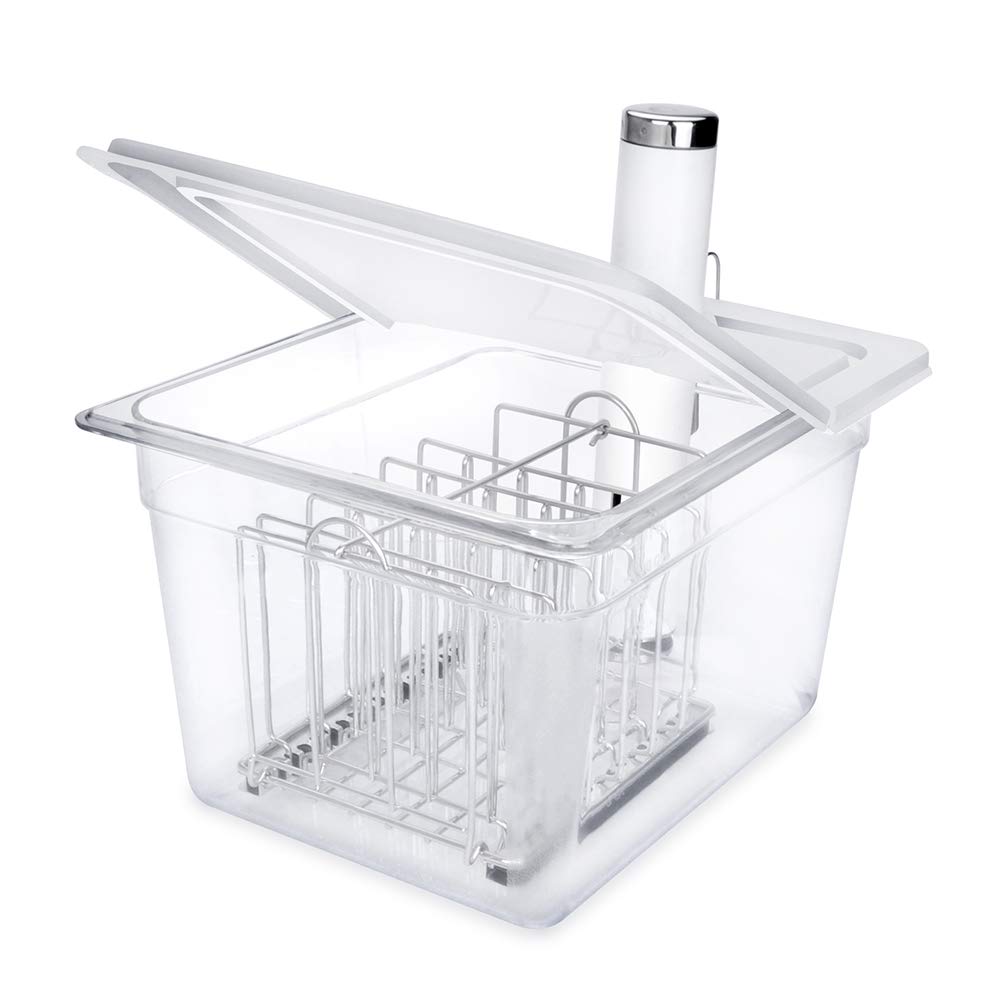 EVERIE 12 Qt sous vide container ready for precise water bath.