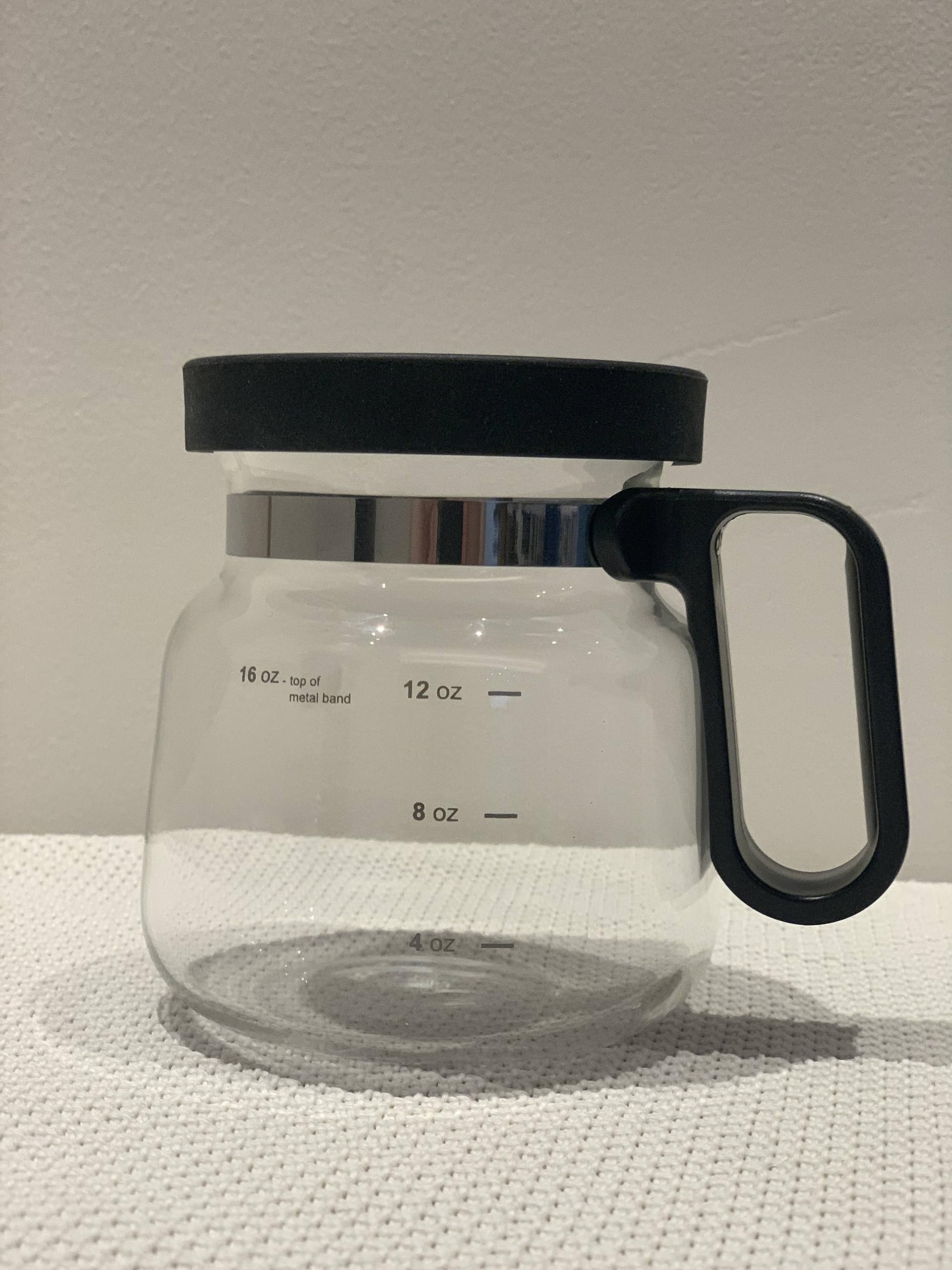 EXIGENT Coffee Pot durable design withstands daily use at home or office.