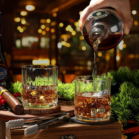 EXREIZST silicone coasters protect surfaces with modern style