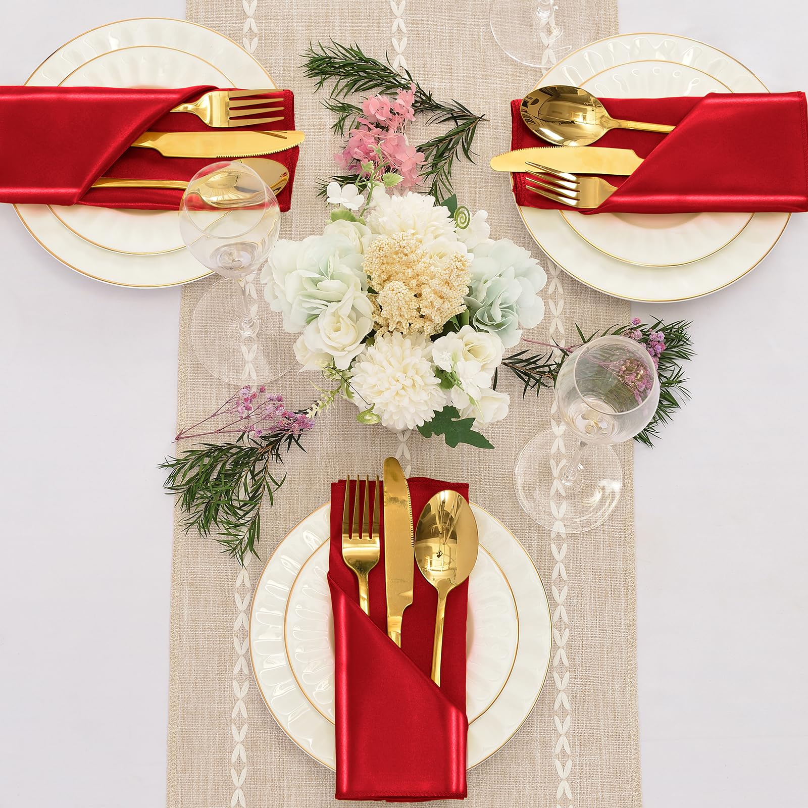 Eychei satin napkins close-up showing soft, wrinkle-free fabric