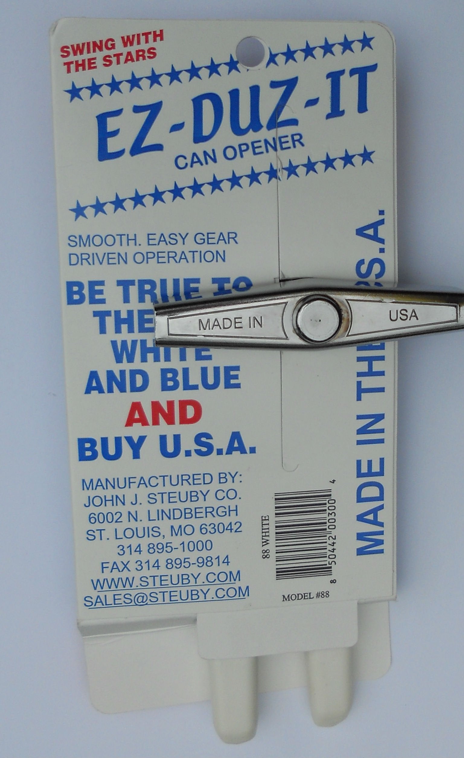EZ-DUZ-IT white can opener side handles for a comfortable grip during use.