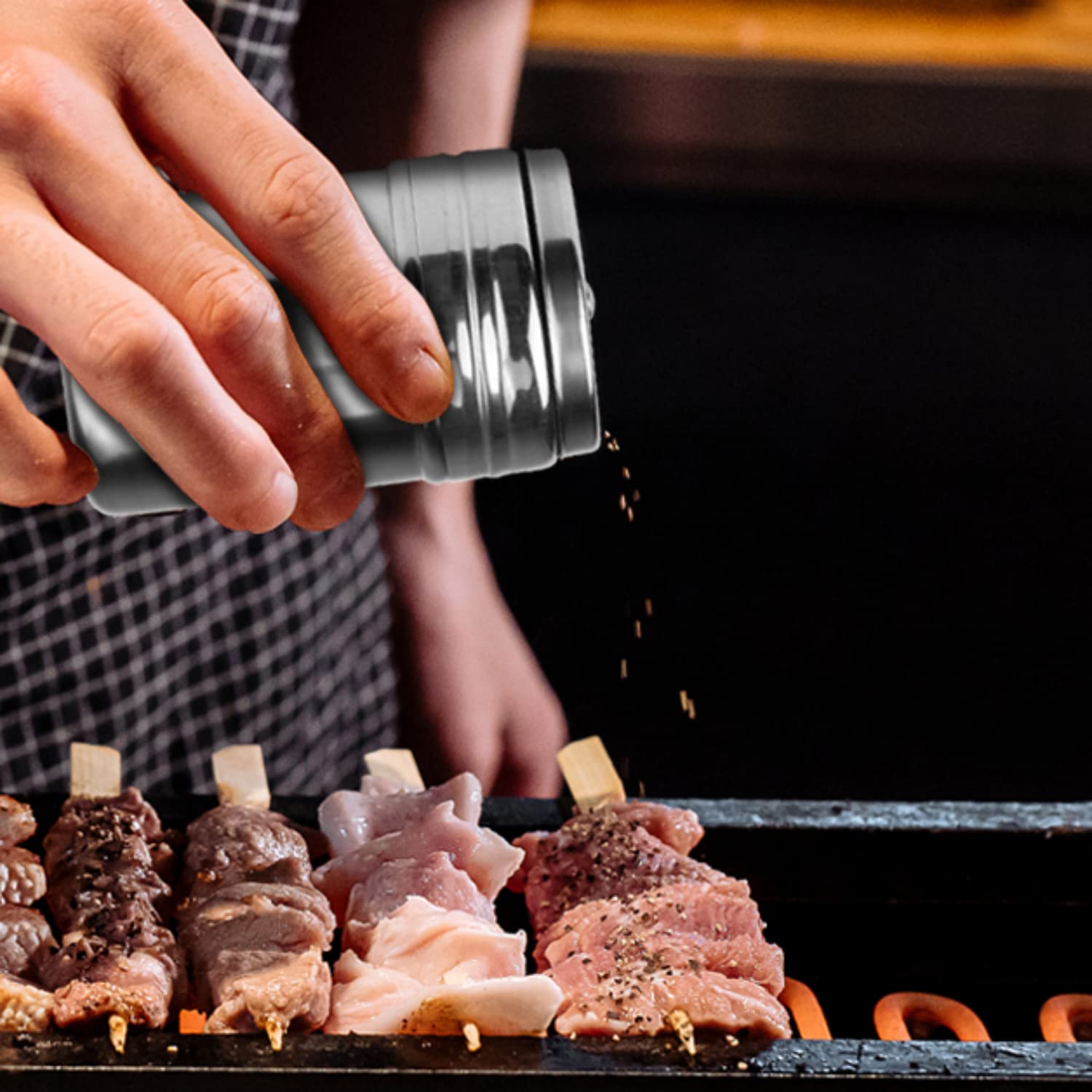 EZYoutdoor pepper shaker great for bold outdoor flavors