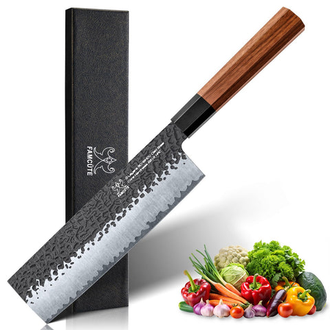 FAMCÜTE 7inch Nakiri knife blade close-up for precise vegetable slicing